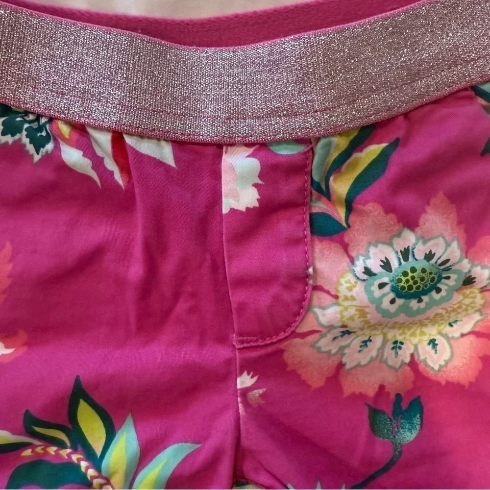 Like New Gap Floral Pink Shorts with Glitter Waistband size 4/5 (XS)